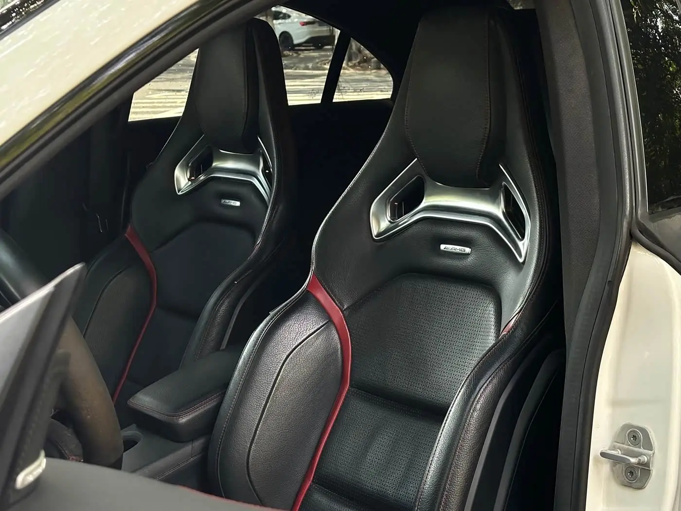Mercedes-Benz CLA AMG 2017 — Фото 7/9