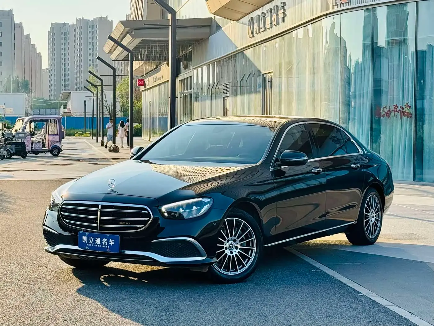Mercedes-Benz E-Class 2022 — Şəkil 1/13
