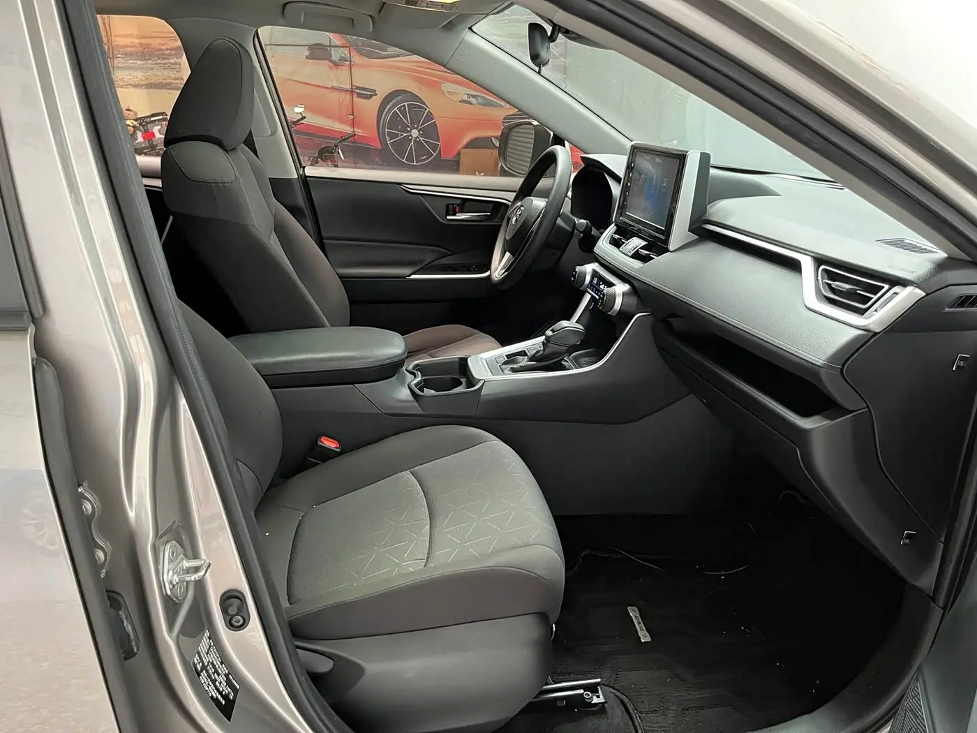 Toyota RAV4 Rongfang 2020 — Photo 12/19
