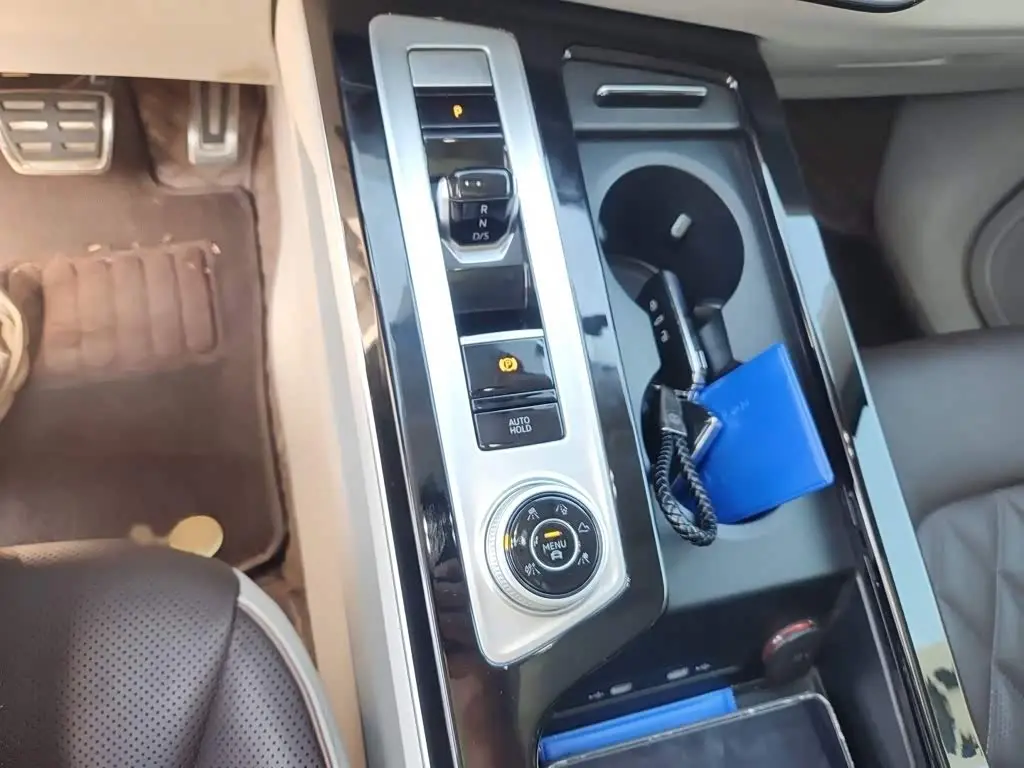 Volkswagen Talagon 2023 — Şəkil 7/20