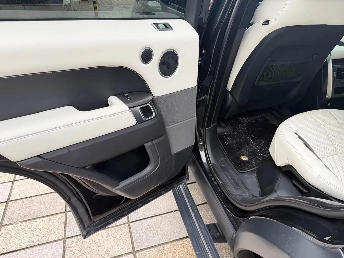 Land Rover Range Rover Sport 2017 — Şəkil 17/20