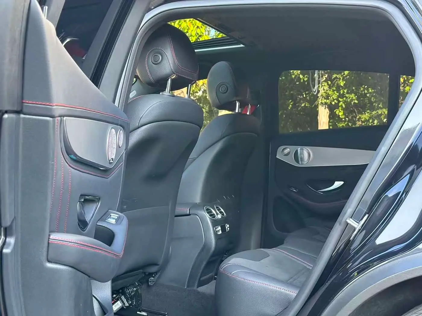 Mercedes-Benz GLC Coupe AMG 2019 — Photo 9/20