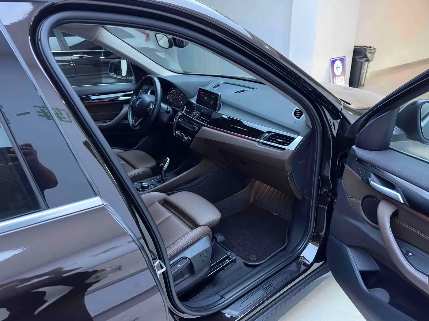BMW X1 2020 — Şəkil 10/19
