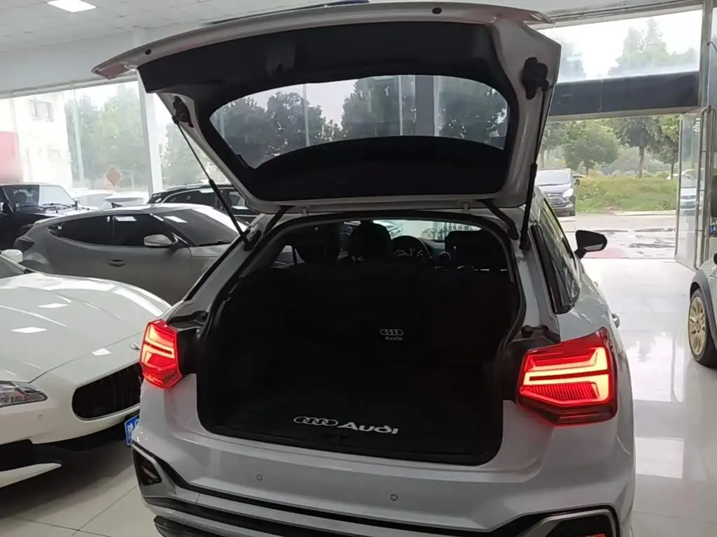 Audi Q2L 2023 — Photo 19/20