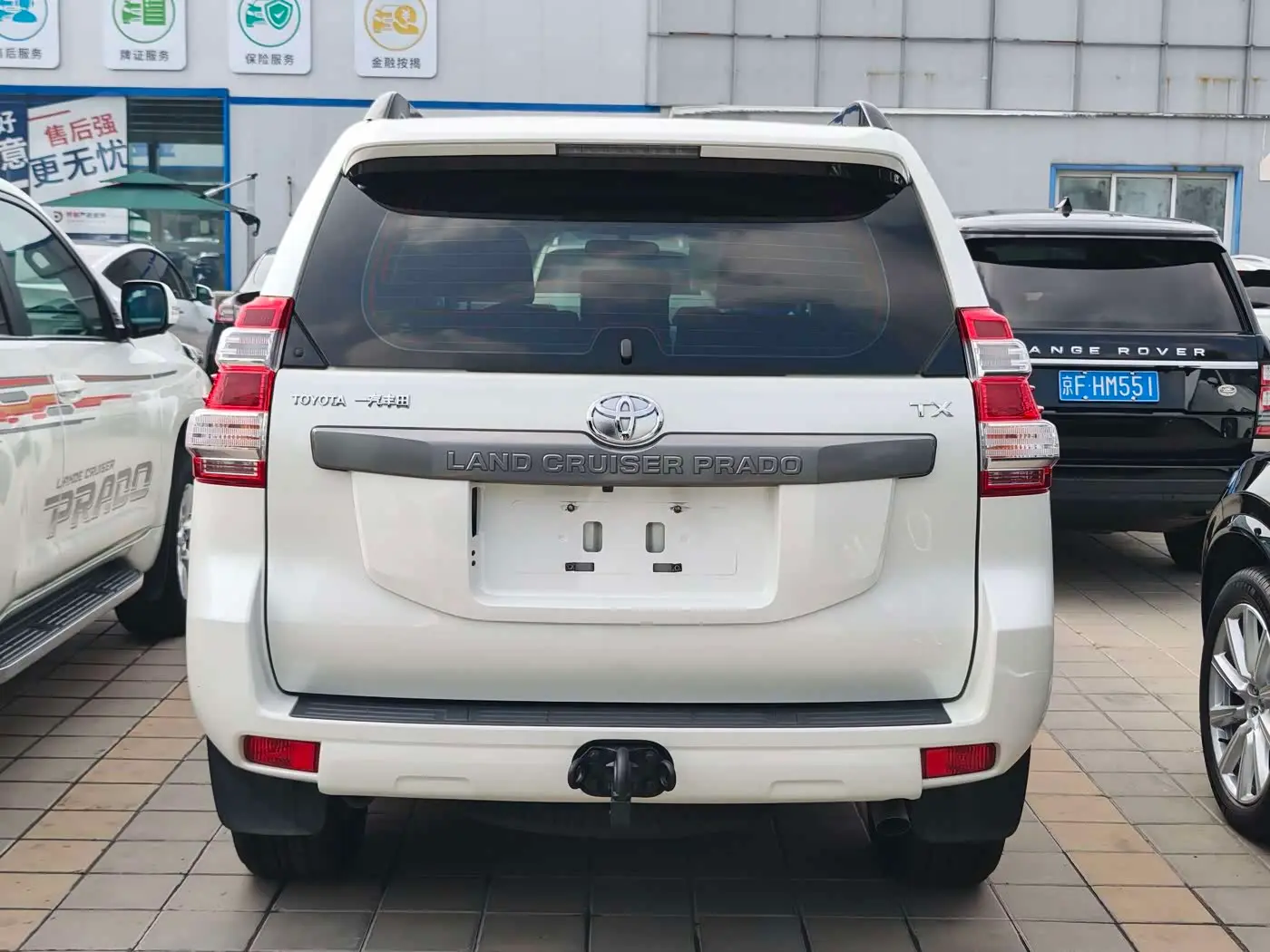 Toyota Prado 2017 — Photo 6/20