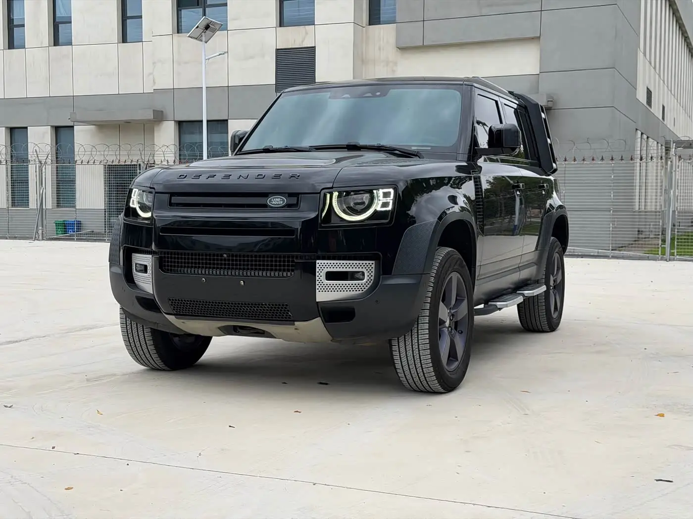 Land Rover Defender, 2021