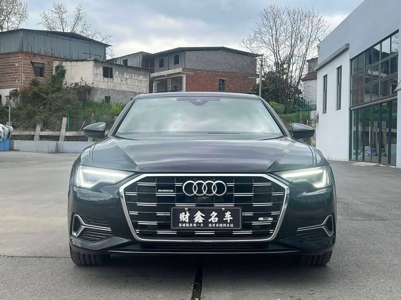 Audi A6L 2023 — Şəkil 2/17