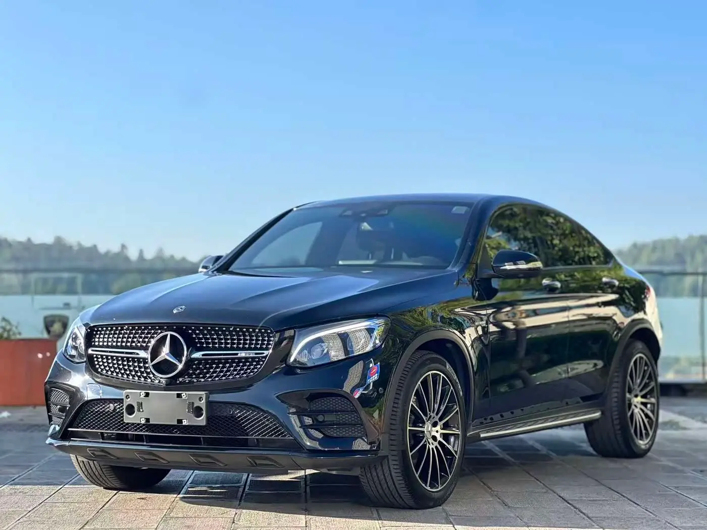 Mercedes-Benz GLC Coupe AMG 2019 — Photo 1/20