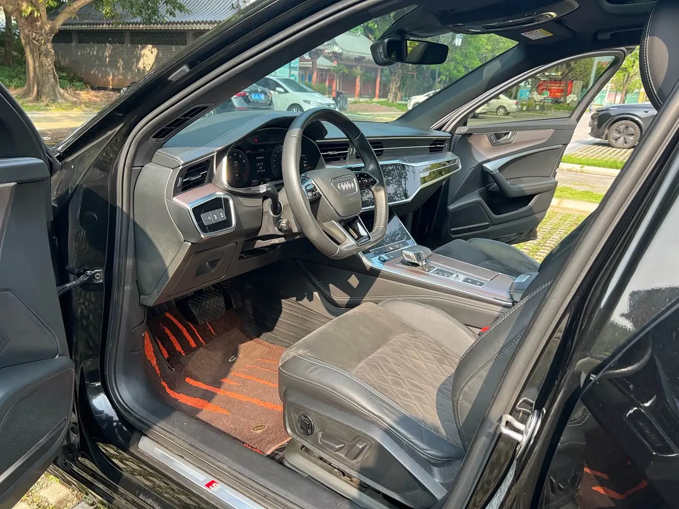 Audi A6L 2021 — Şəkil 10/20