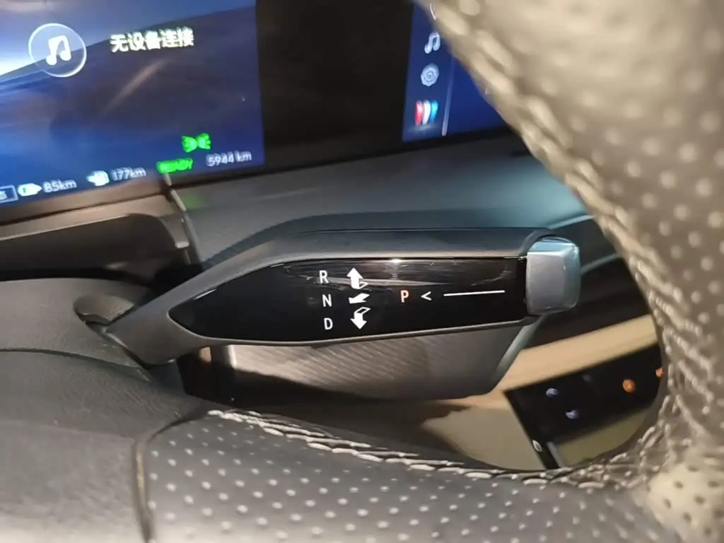 Buick GL8 New Energy 2025 — ფოტო 14/20