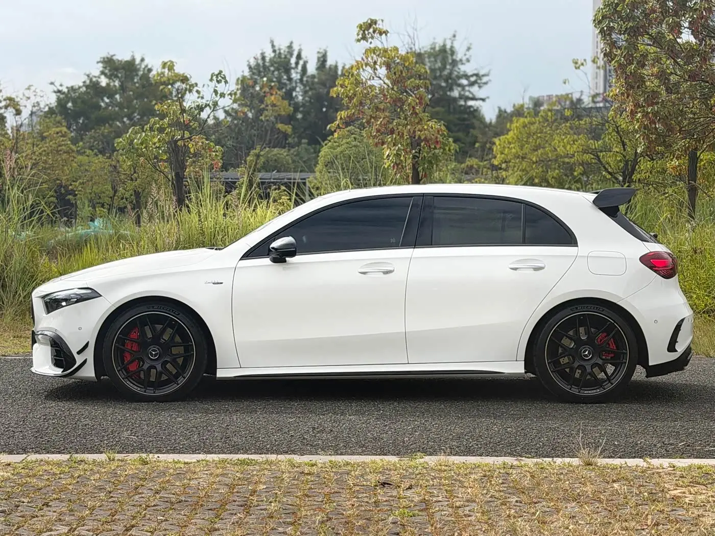 Mercedes-Benz A-Class AMG 2025 — Фото 3/15