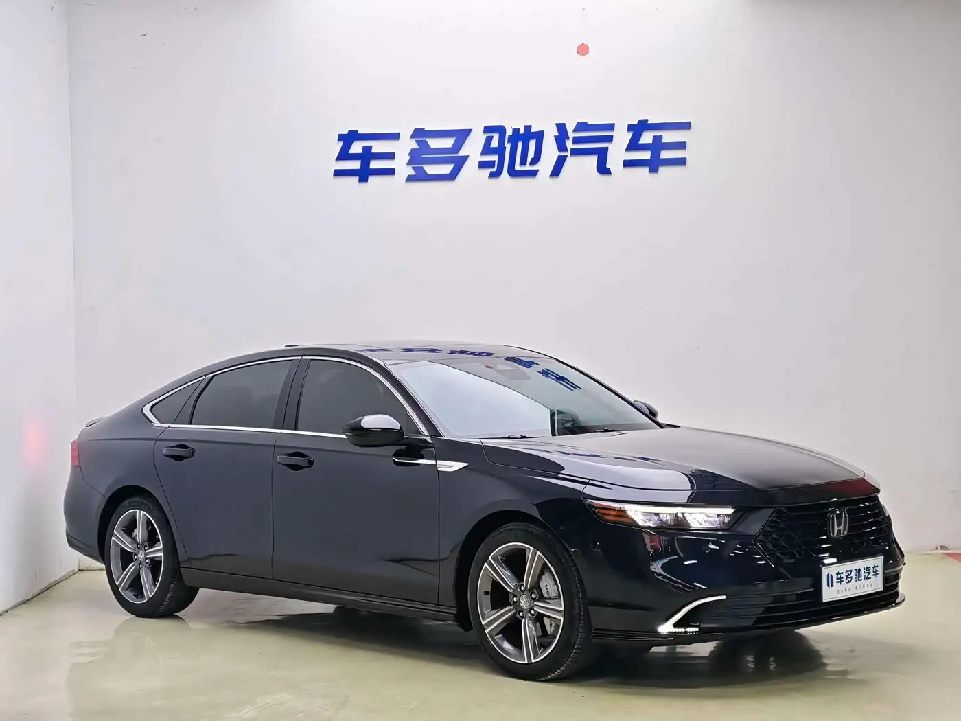 Honda Accord 2024 — Фото 3/15
