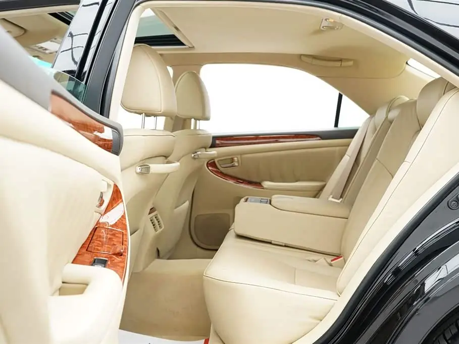 Toyota Crown 2007 — Şəkil 10/20