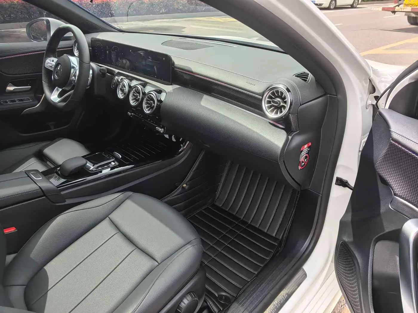 Mercedes-Benz A-Class 2022 — Фото 8/15