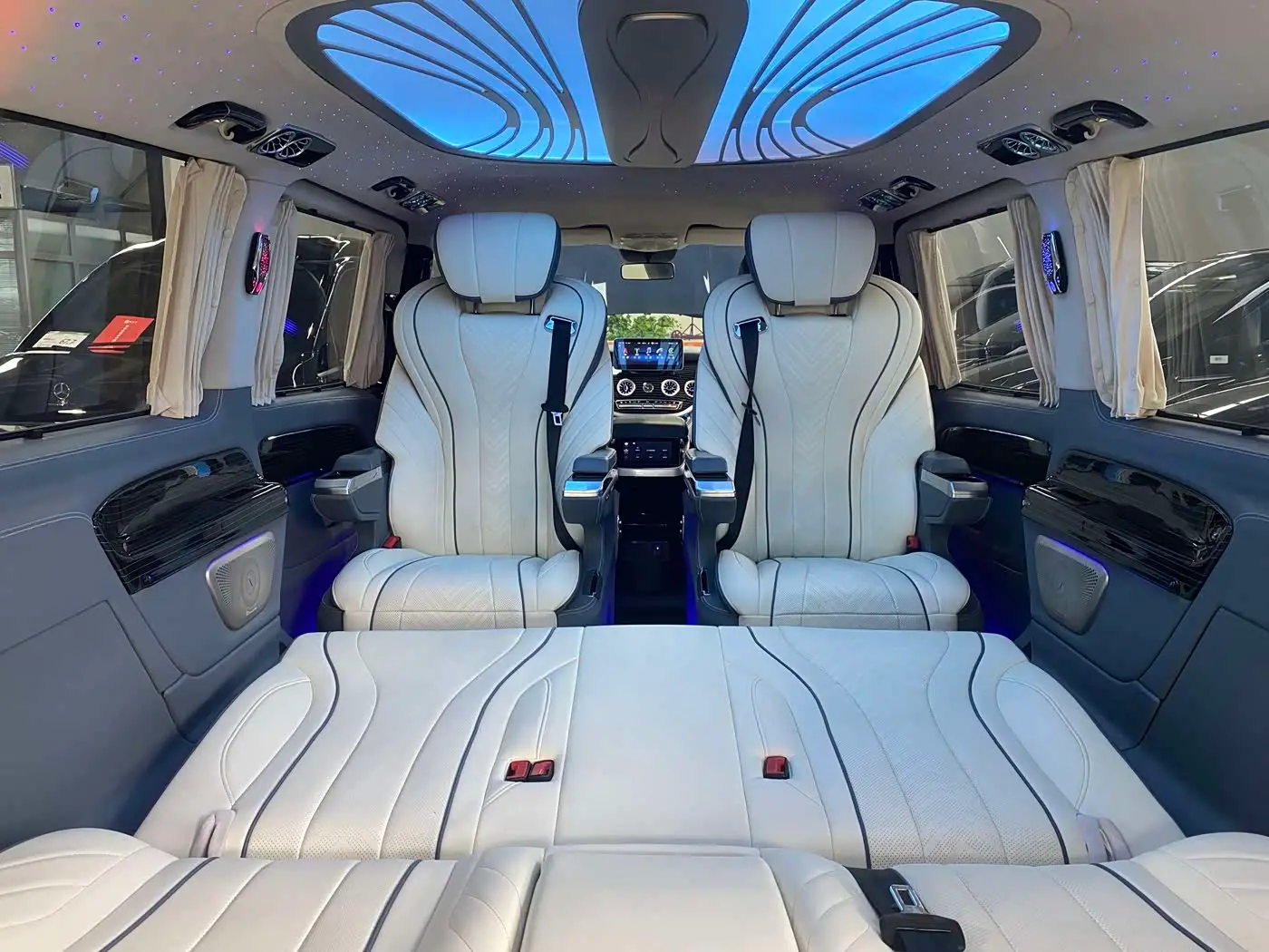 Mercedes-Benz Vito 2024 — Photo 17/19