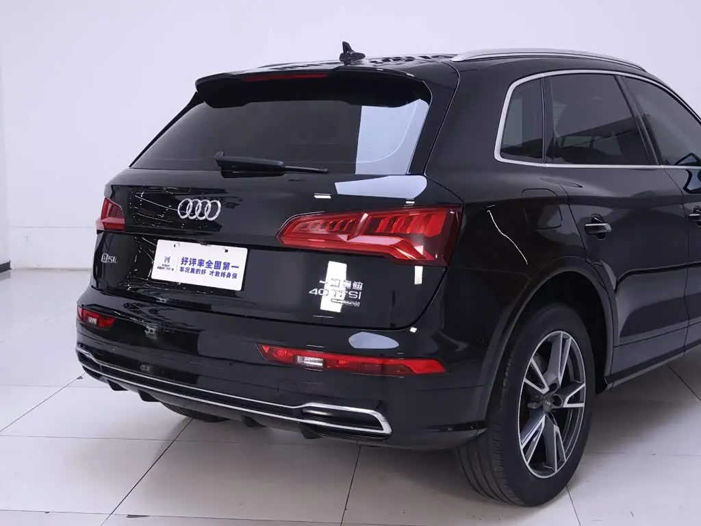 Audi Q5L 2019 — Фото 8/20