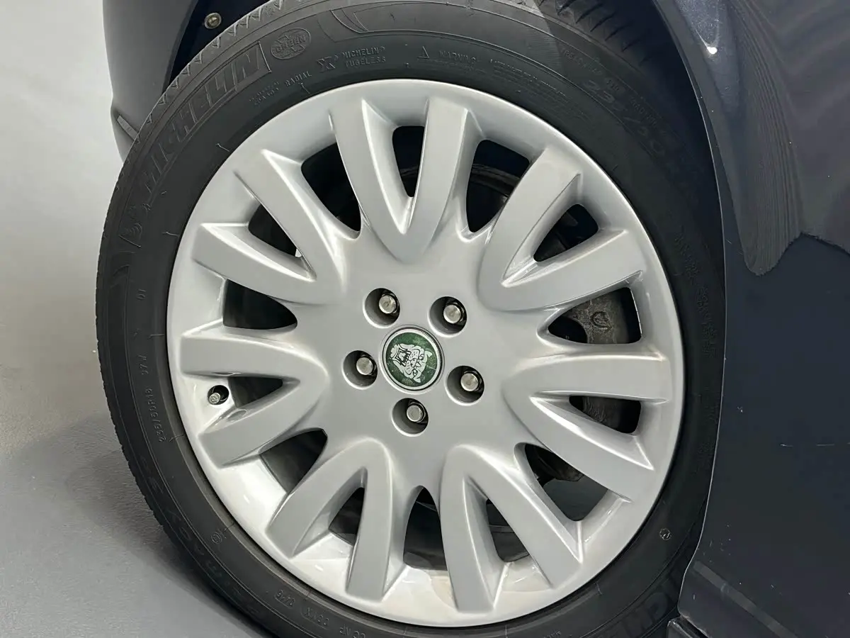 Jaguar XJ 2005 — Şəkil 7/20
