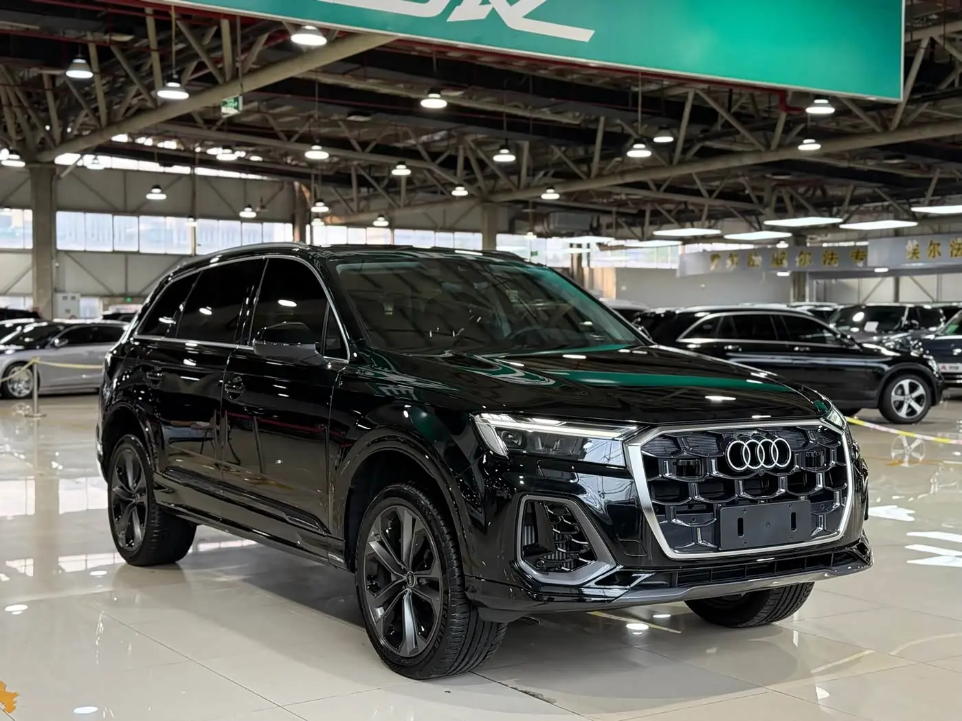 Audi Q7 2026 — Şəkil 2/20