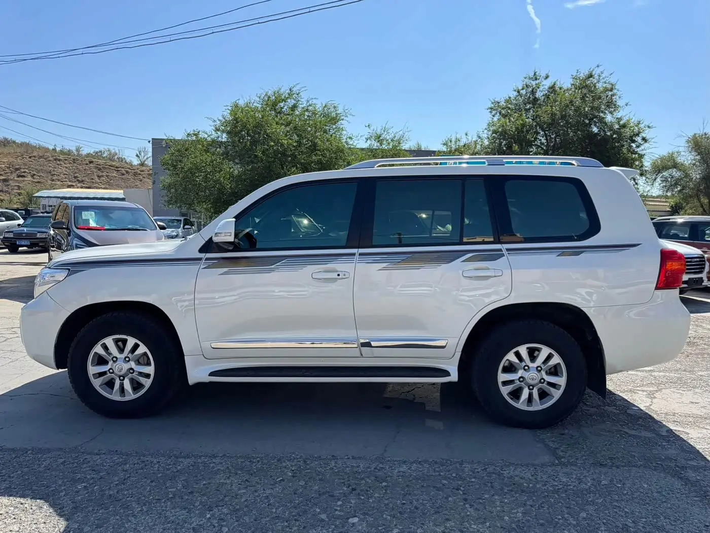 Toyota Land Cruiser 2015 — Photo 14/15