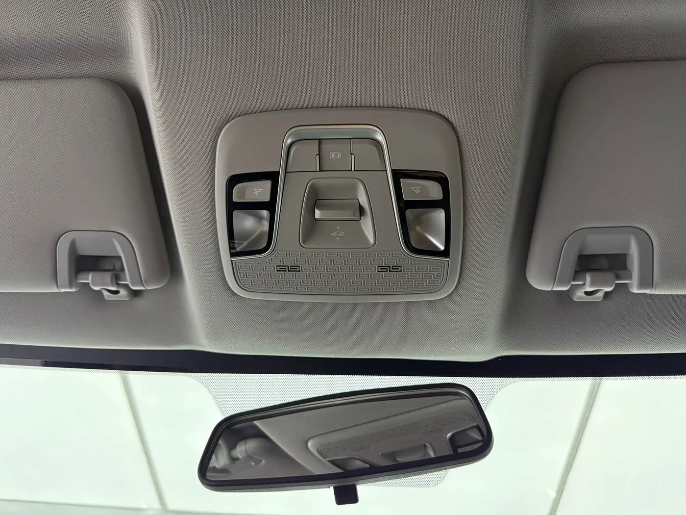 Geely Emgrand X6 2022 — Фото 18/20