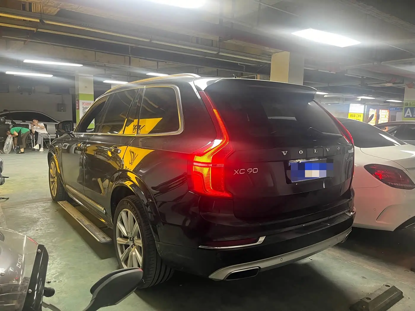 Volvo XC90 2019 — Şəkil 7/9