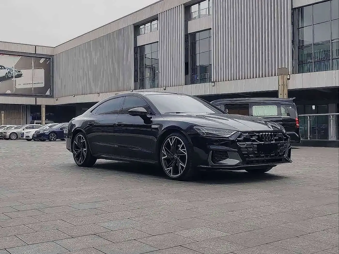 Audi A7L 2025 — Şəkil 3/19