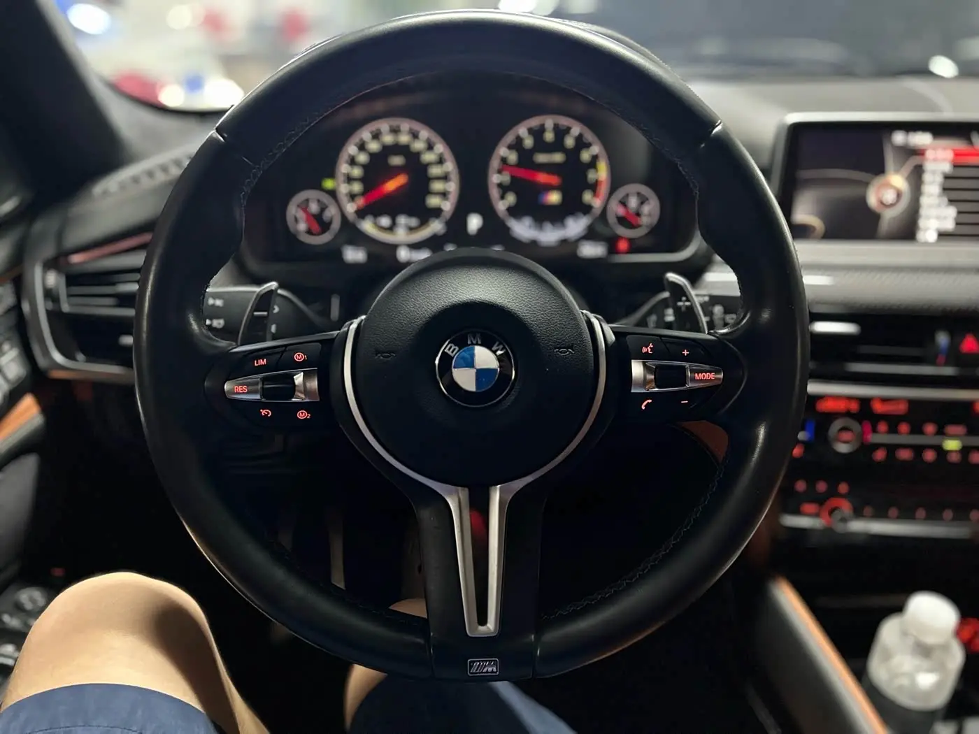 BMW X5 M 2016 — Photo 7/18