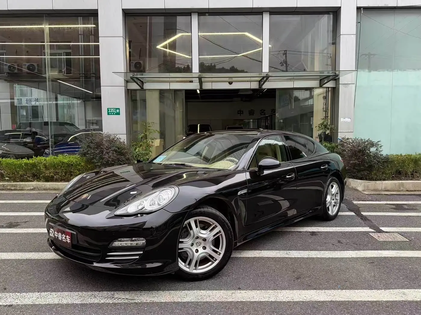 Porsche Panamera 2010 — Photo 2/13