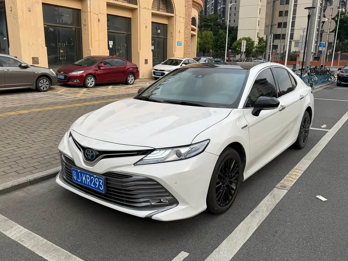 Toyota Camry 2021 — Şəkil 1/9
