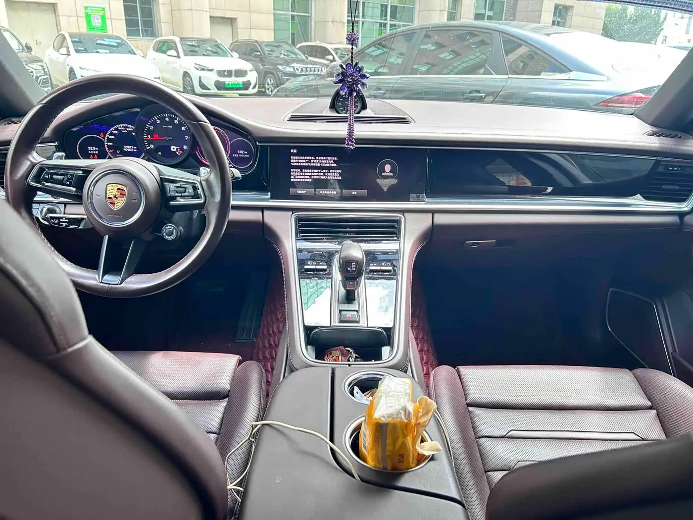 Porsche Panamera 2023 — Photo 19/20