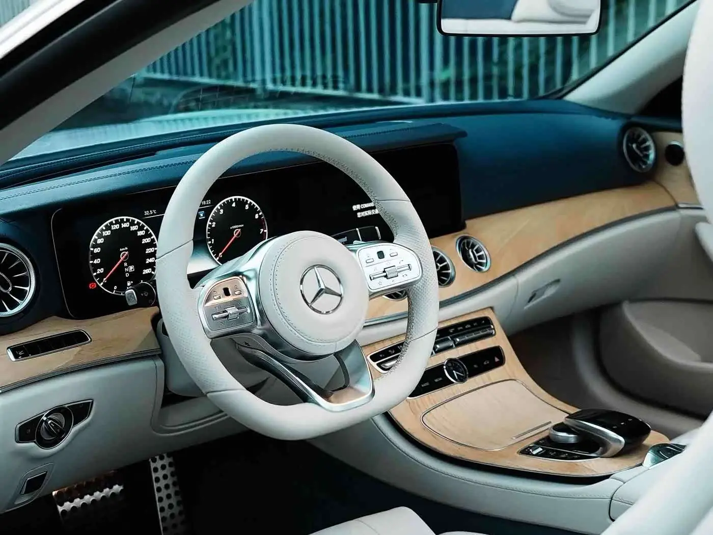 Mercedes-Benz E-Class 2019 — Фото 4/11
