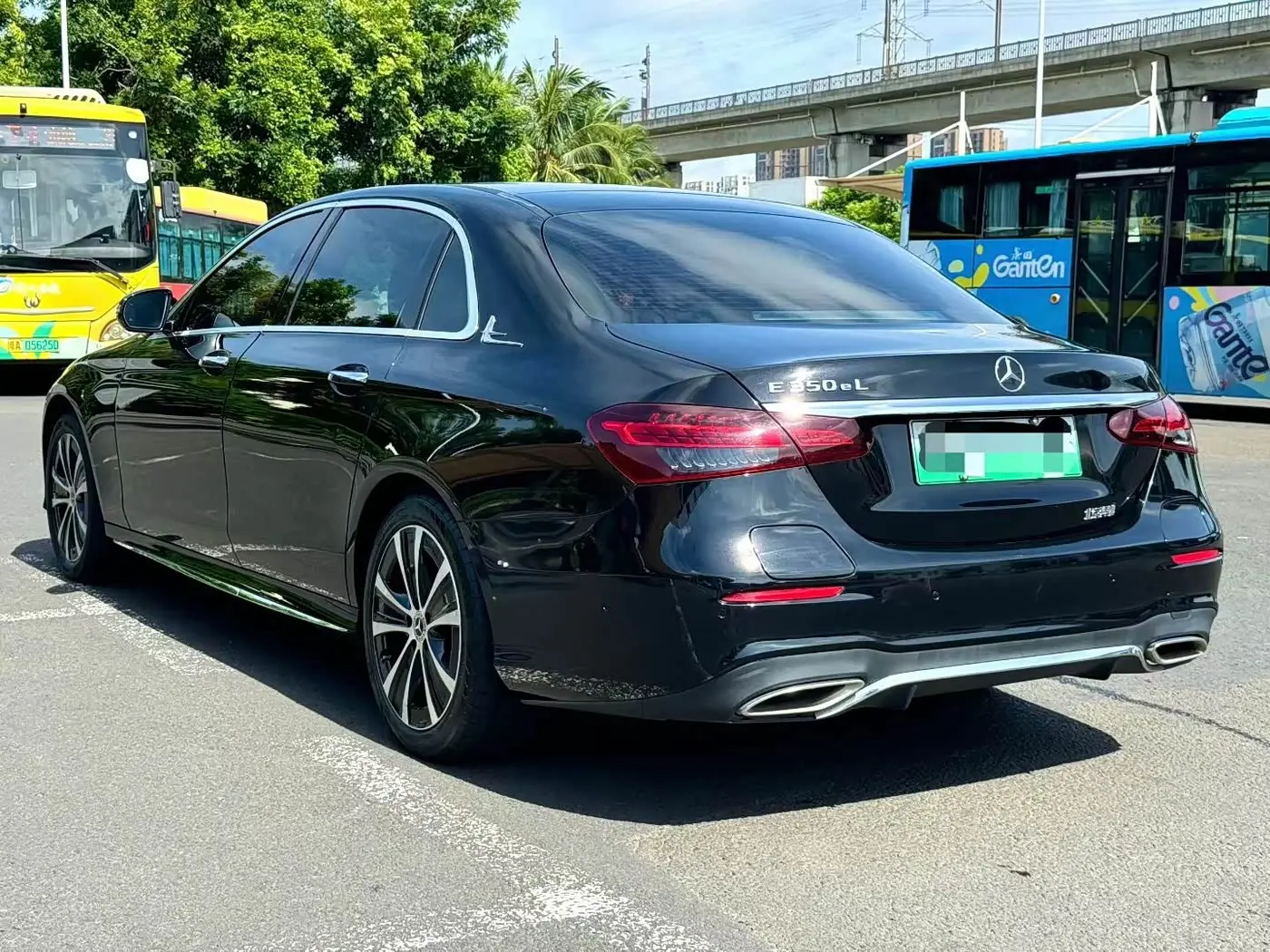 Mercedes-Benz E-Class New Energy 2022 — Фото 4/9