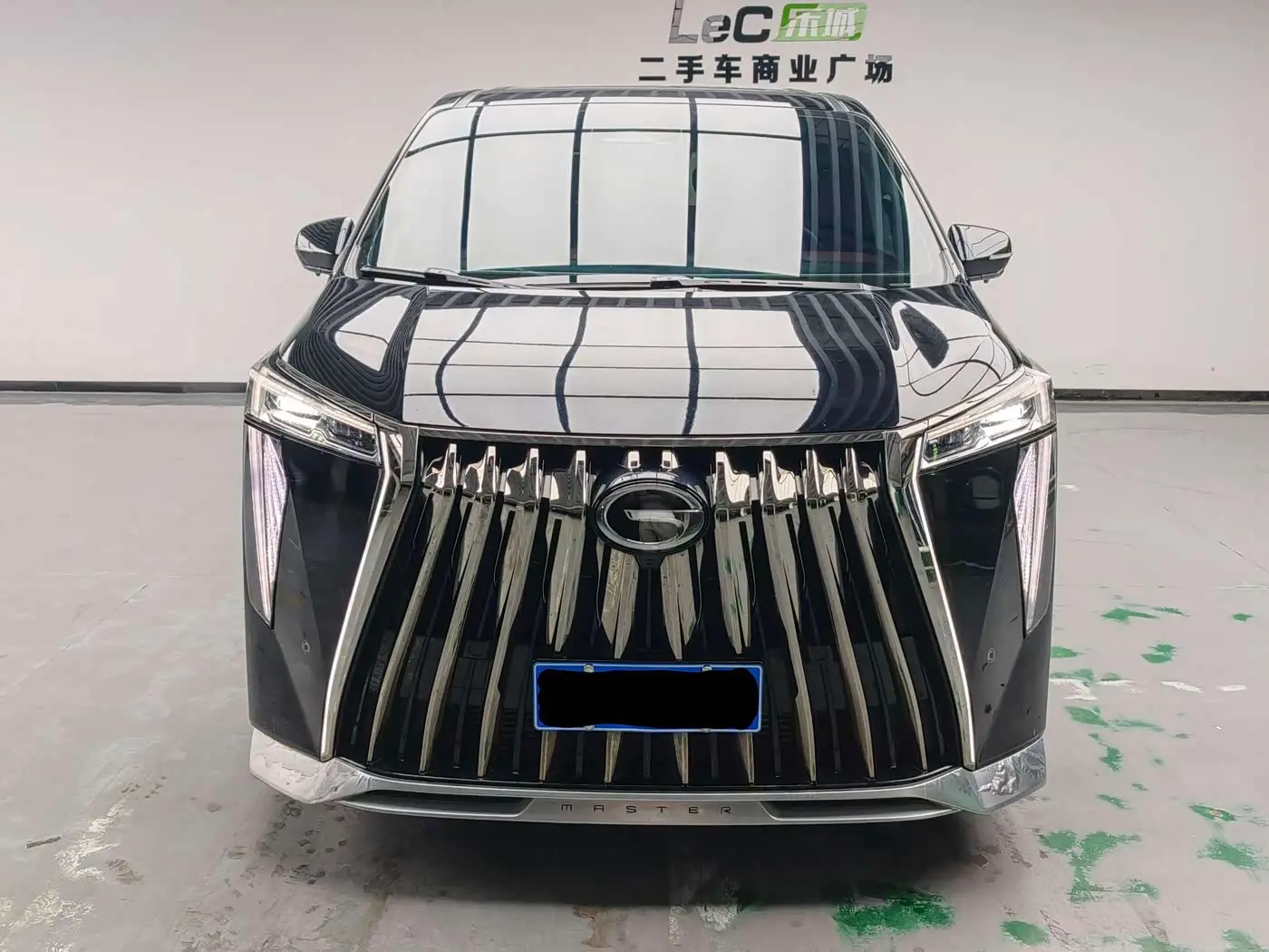 GAC Trumpchi Trumpchi M8 2023 — Şəkil 2/14