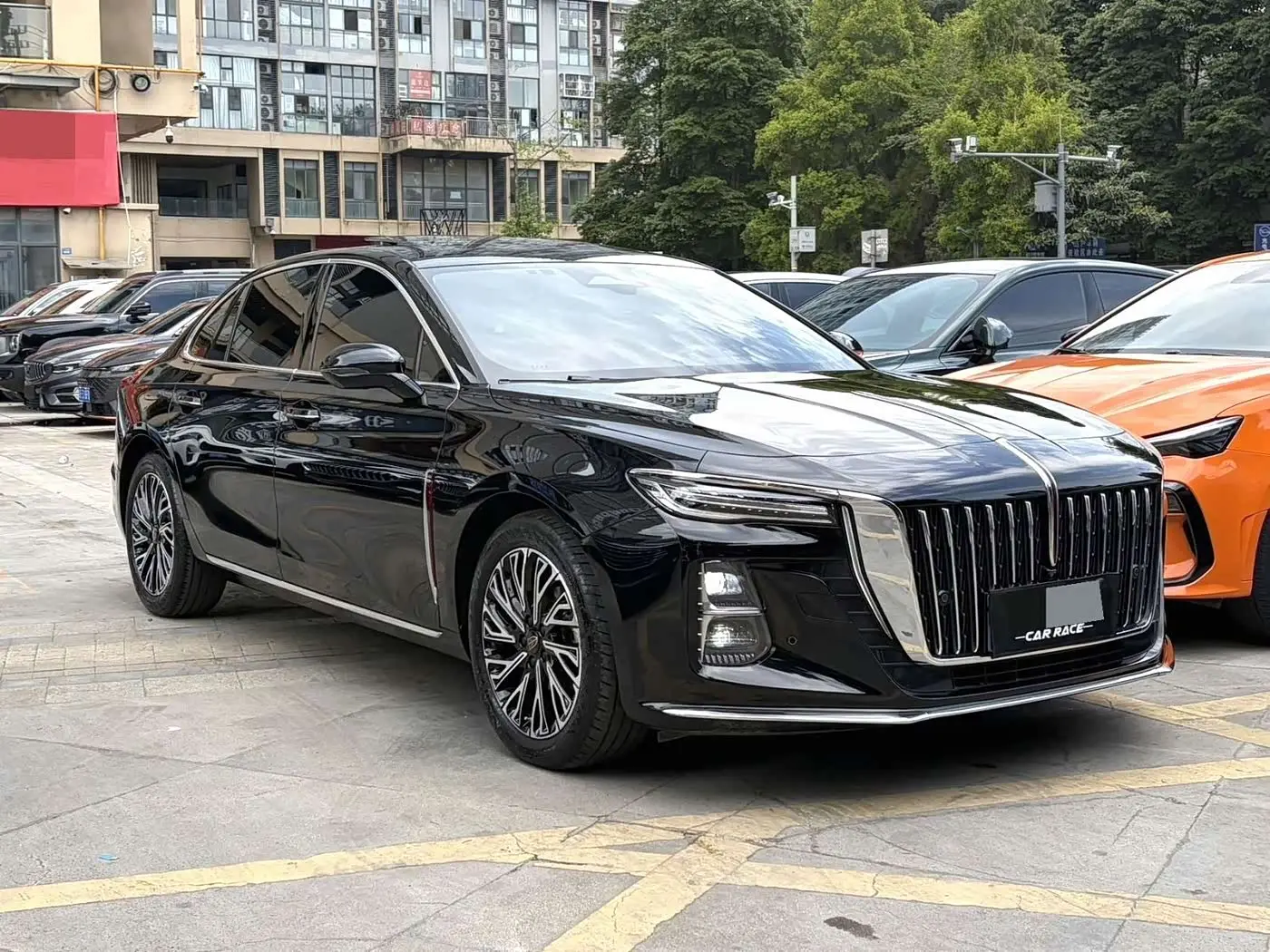 Hongqi H5 2022 — Фото 3/12