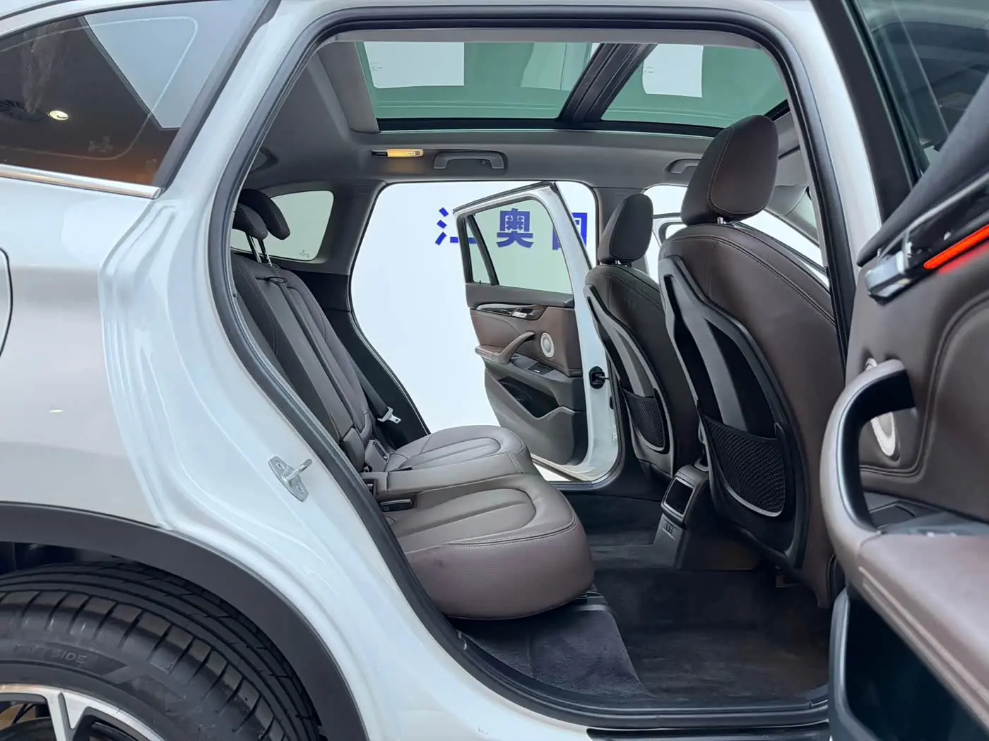 BMW X1 2023 — Photo 16/20