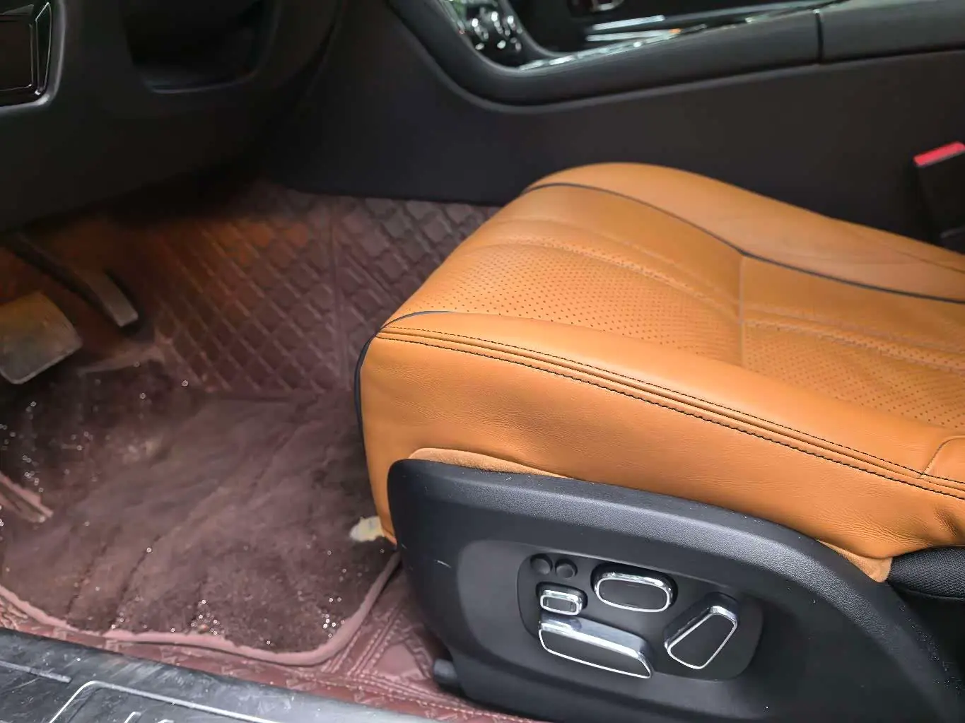 Jaguar XJ 2014 — Фото 10/20