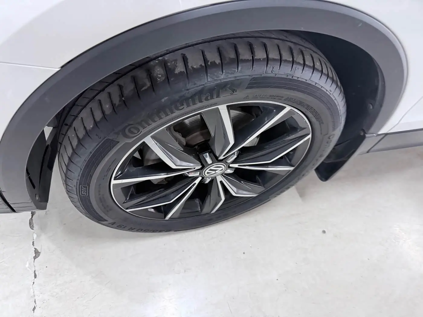 Volkswagen Tiguan L 2017 — Şəkil 5/20
