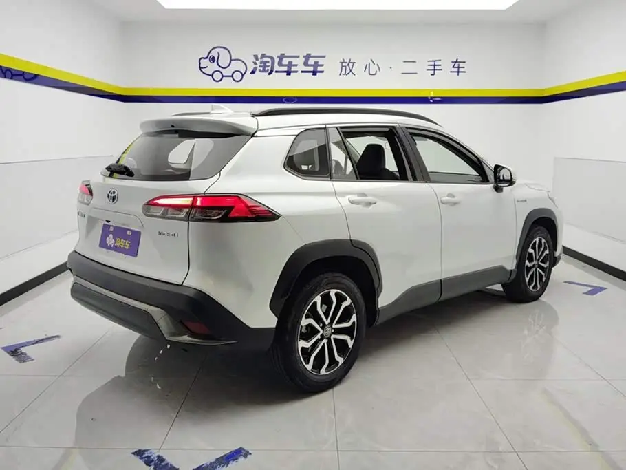 Toyota Frontlander 2023 — Şəkil 3/16