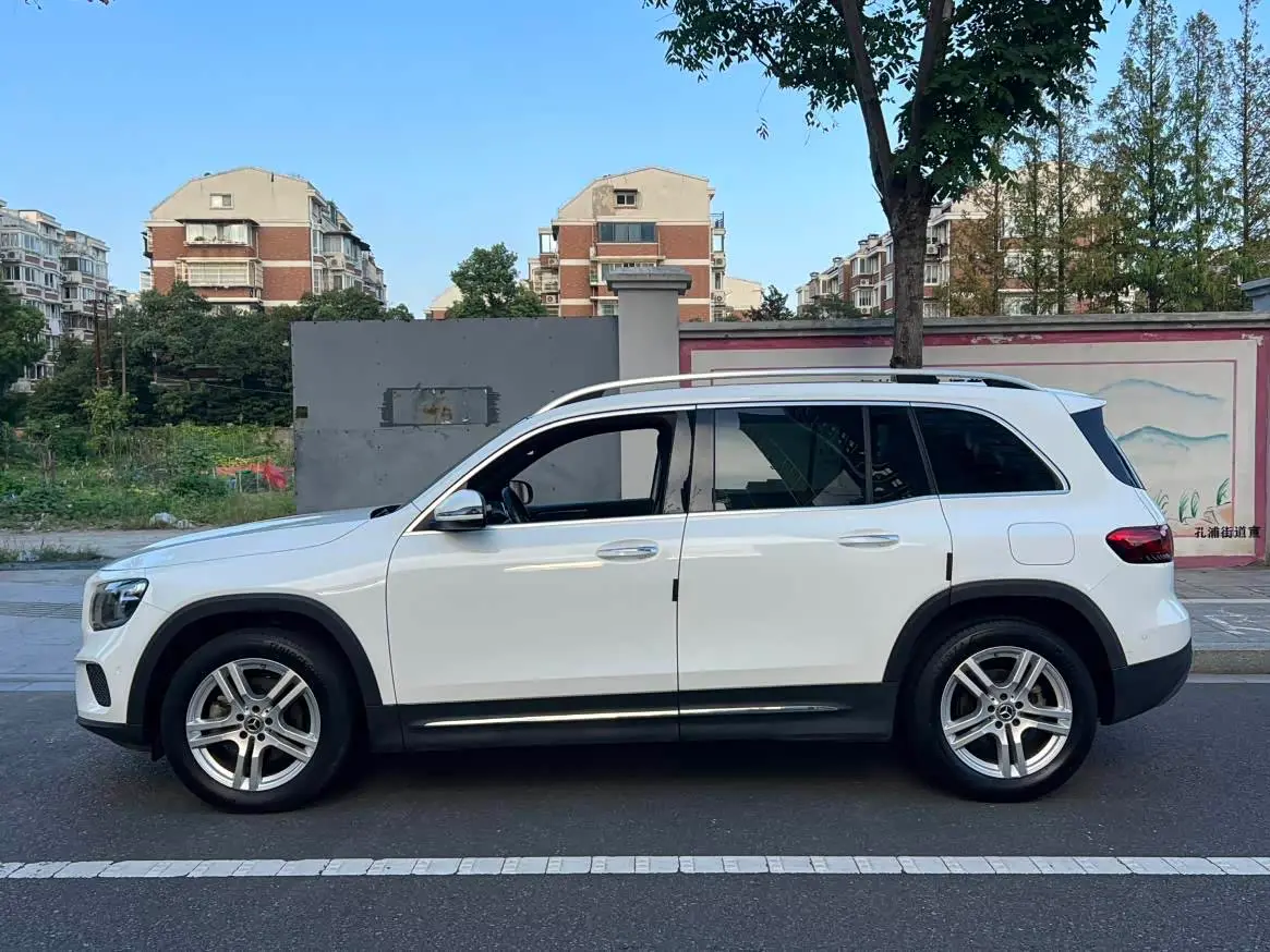 Mercedes-Benz GLB 2020 — Фото 13/17