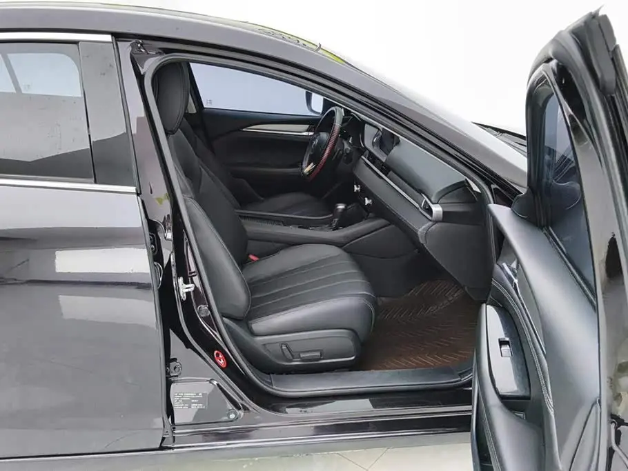 Mazda Atenza 2021 — Photo 8/16