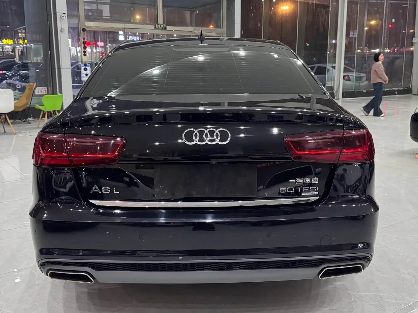 Audi A6L 2015 — Фото 7/8