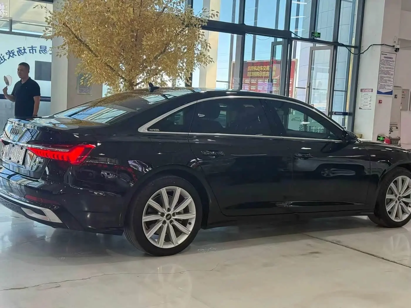 Audi A6L 2022 — Photo 9/9