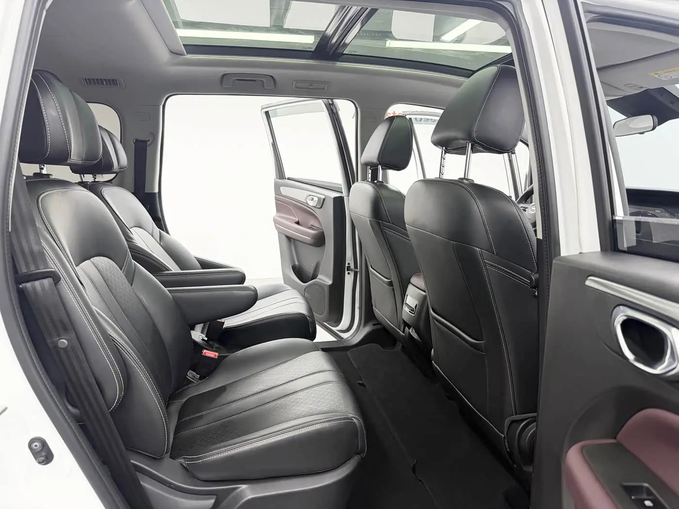 GAC Trumpchi Trumpchi M6 2022 — Фото 9/19