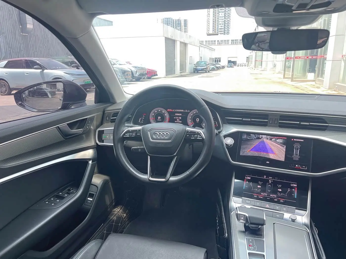 Audi A6L 2021 — Şəkil 10/11