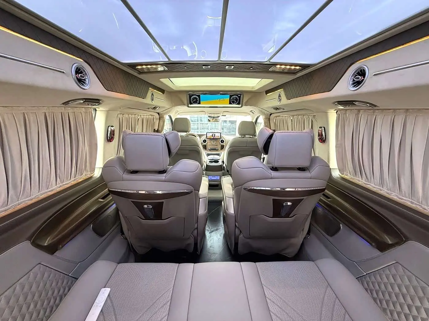Mercedes-Benz Vito 2022 — Фото 17/18