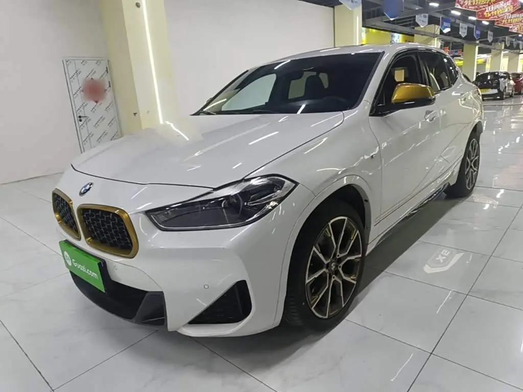 BMW X2 2024 — Фото 1/20