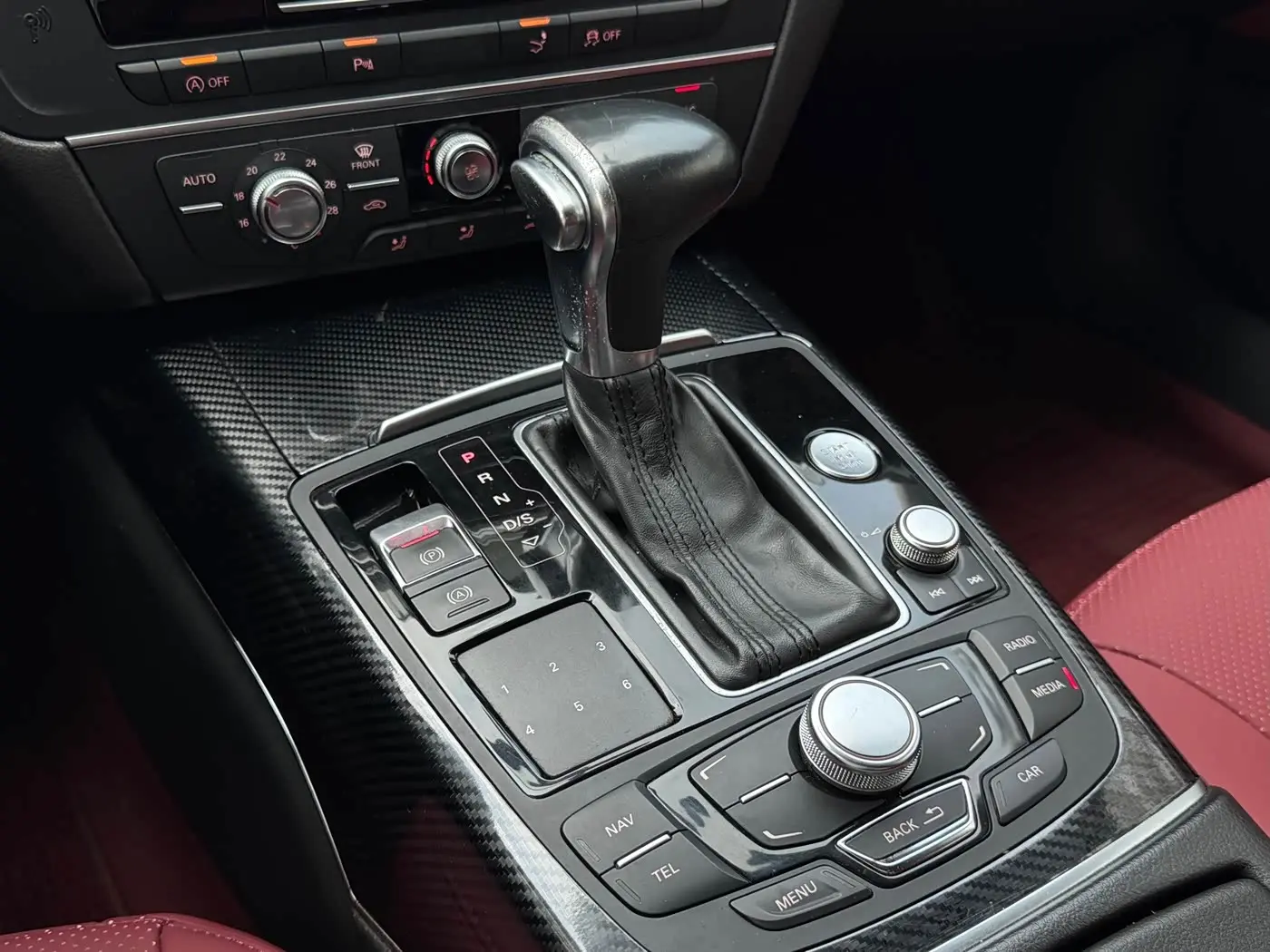 Audi A7 2014 — Şəkil 12/15