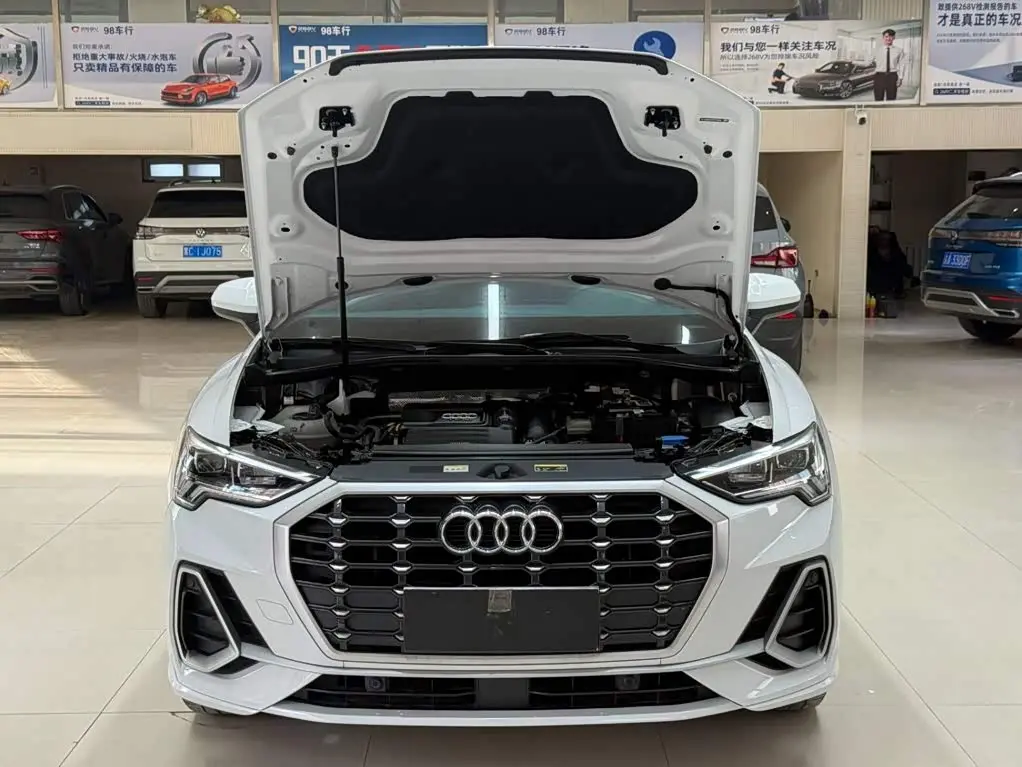 Audi Q3 2023 — Фото 7/20