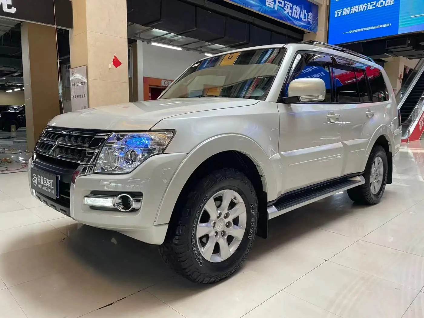 Mitsubishi Pajero, 2017