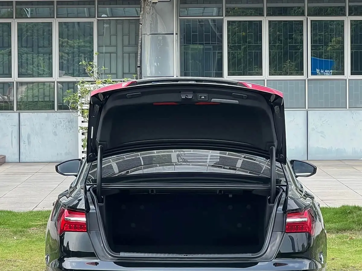 Audi A6L 2022 — Şəkil 9/20